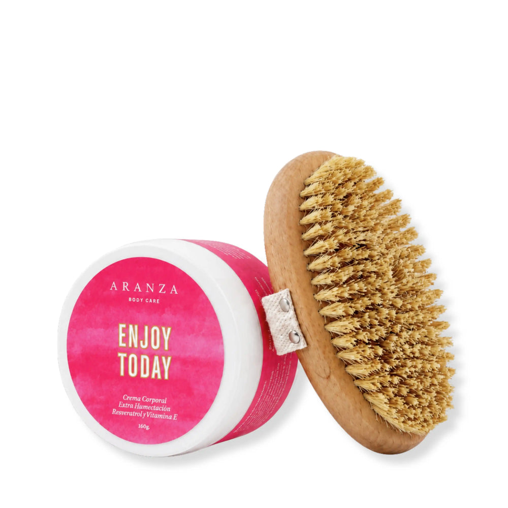 Box Crema corporal hidratante aroma frutal dulce + Cepillo exfoliante + paleta obsequio