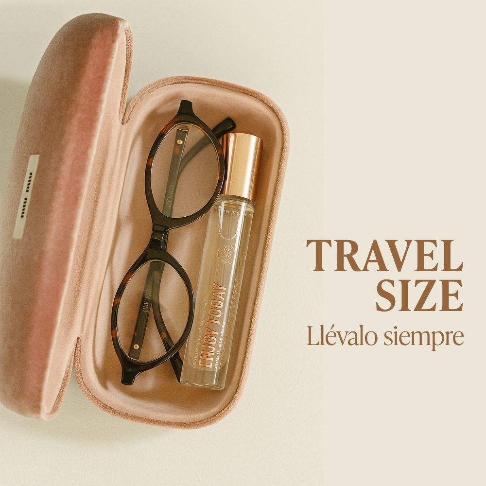 Oleo corporal enjoy today toque seco aroma frutos rojos travel size frontal aranza