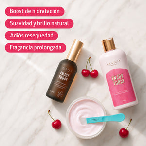 Mascarilla corpora:l óleo corporal 100 ml + Crema corporal hidratante 230 ml. con aroma a frutos rojos + NECESER GRATIS