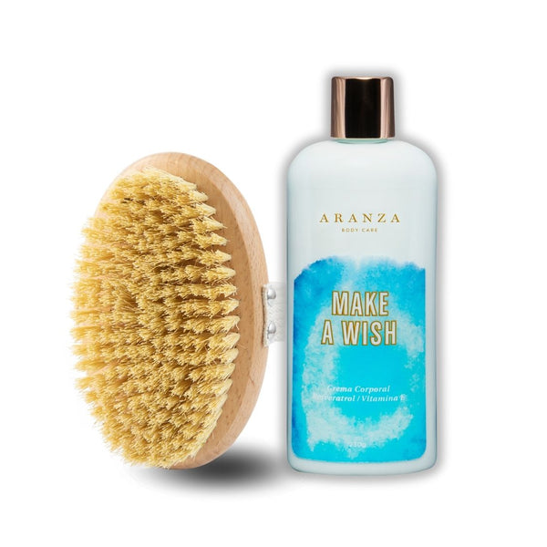 Box Crema corporal  hidratante aroma floral 230 ml.+ Cepillo exfoliante.