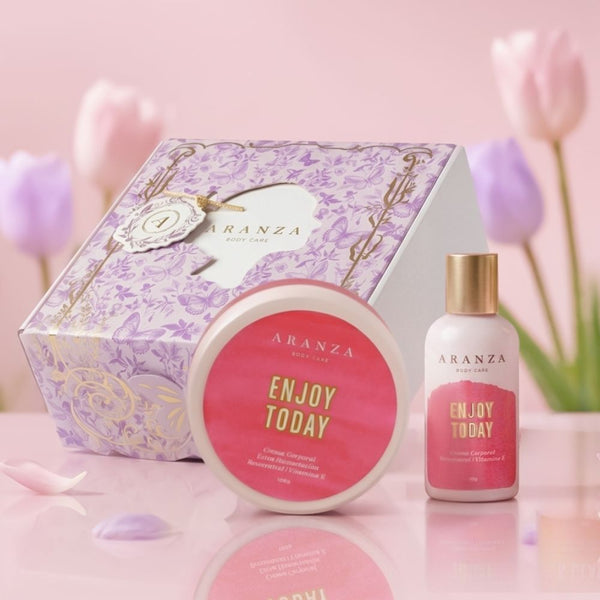 Box crema hidratante travel size + body butter 160 gr. aroma a frutos rojos + Paleta de obsequio