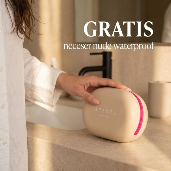 Mantequilla corporal 160 gr + exfoliante 230 ml + gel de baño  230 ml tropical cítrico + neceser gratis