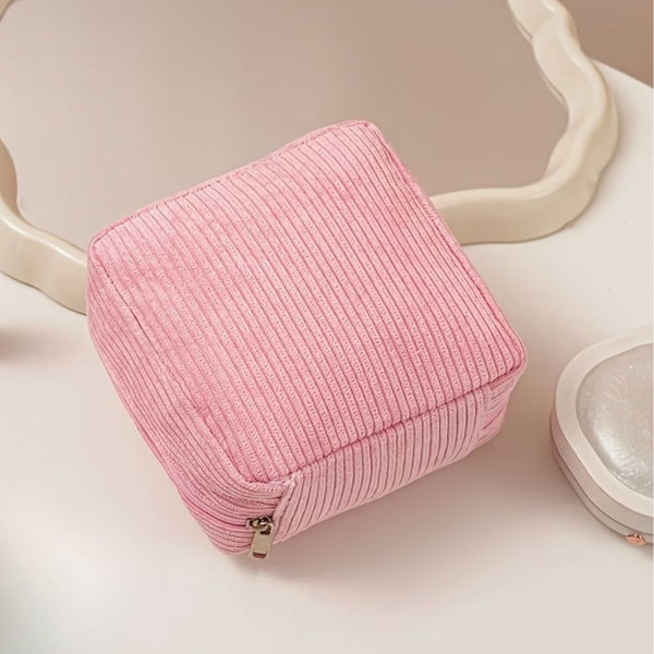 Neceser rosado travel size